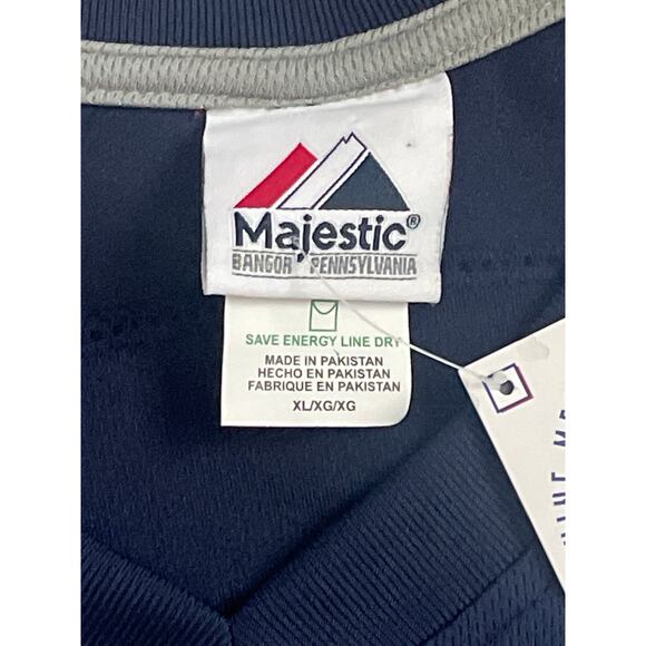 Majestic New York Yankees Baseball Spirit Embroidered Shirt Size XL - Picture 3 of 9